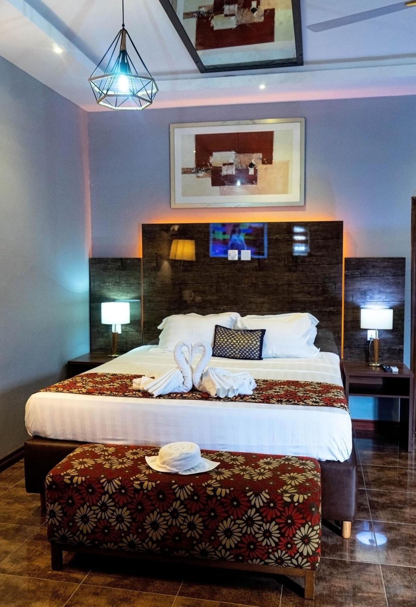 Ogbodjo Grand Casamora Hotel מראה חיצוני תמונה