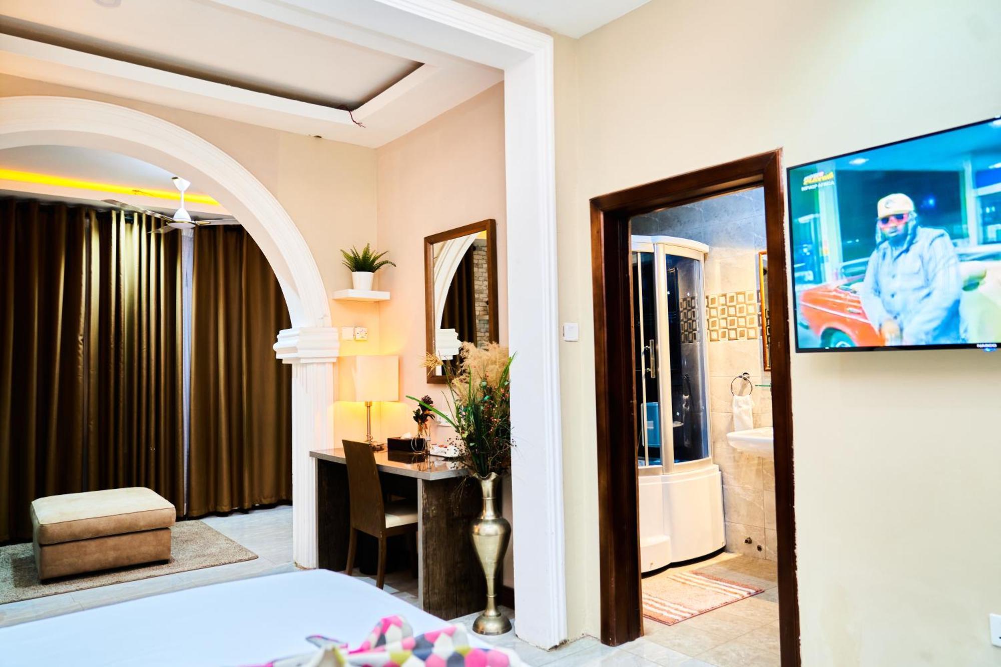Ogbodjo Grand Casamora Hotel מראה חיצוני תמונה